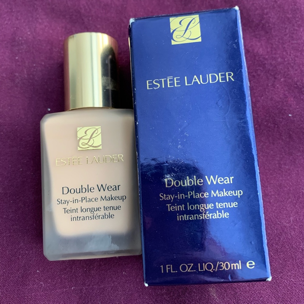 Estée Lauder double wear foundation